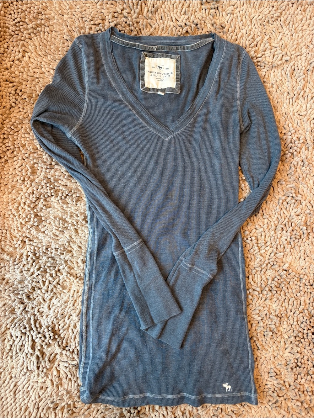 Abercrombie & Fitch Women's Long Sleeve V-Neck Top - Slate